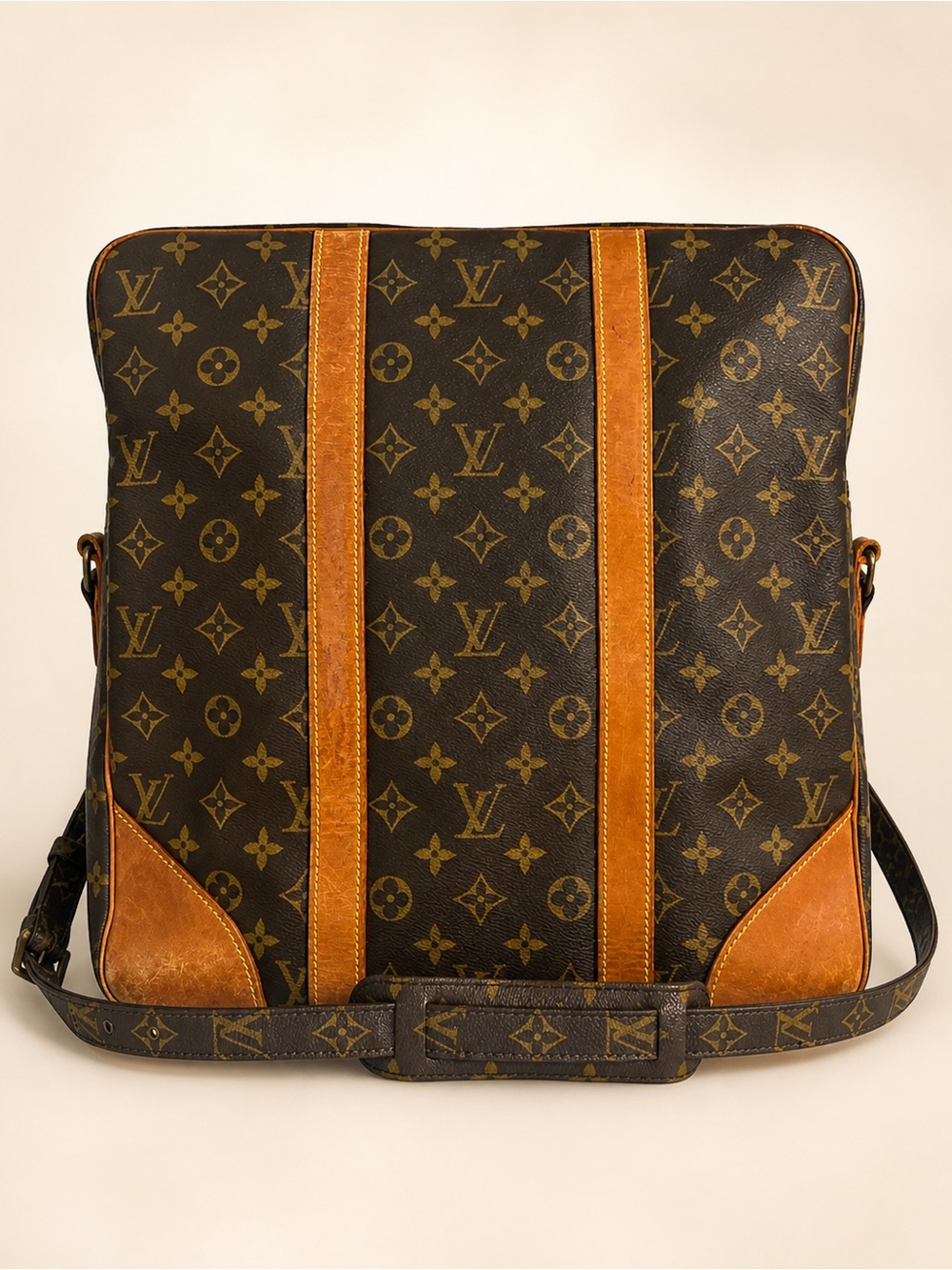 Louis Vuitton Monogram Grand Marceau Crossbody Bag M45222 - Picture 2 of 12